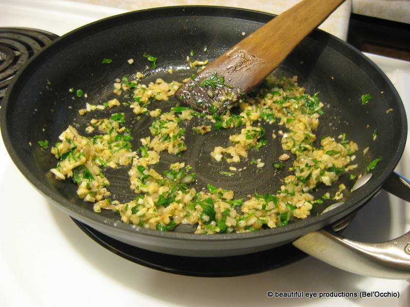 sauting onion garlic ginger